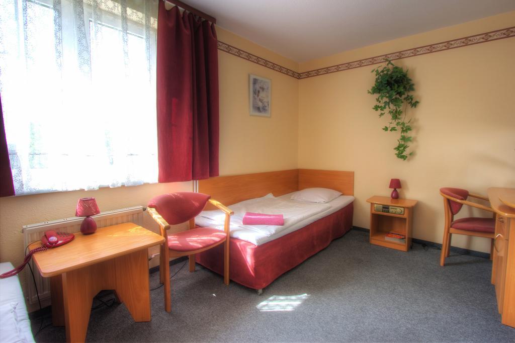 Hotel Margo Cedynia Δωμάτιο φωτογραφία